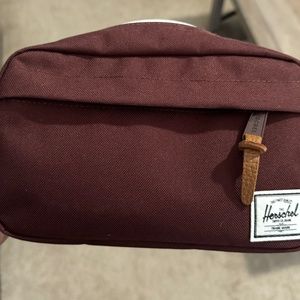 Herschel Chapter Toiletry Kit, Plum, Classic 3L